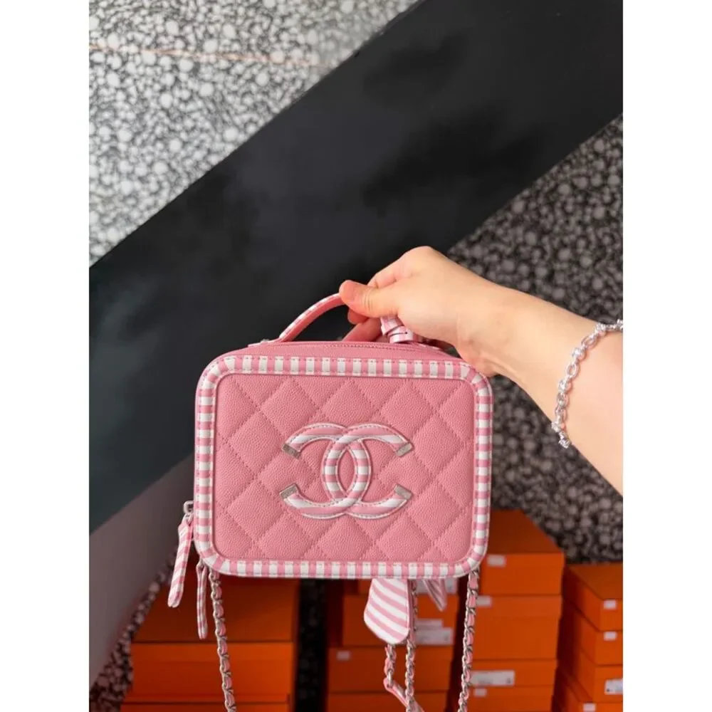 Chanel Women Pre-Loved Bag Very Good Condition